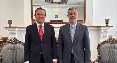 Meeting between Iran and Malaysias Ambassadors in Nairobi